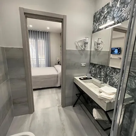 La Marina64 3* קרוטונה