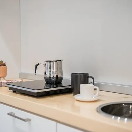 לינה וארוחת בוקר La Marina64 3*