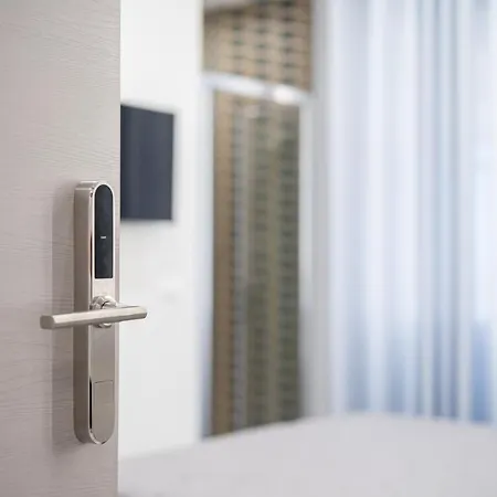 La Marina64 קרוטונה