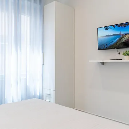 La Marina64 לינה וארוחת בוקר 3*