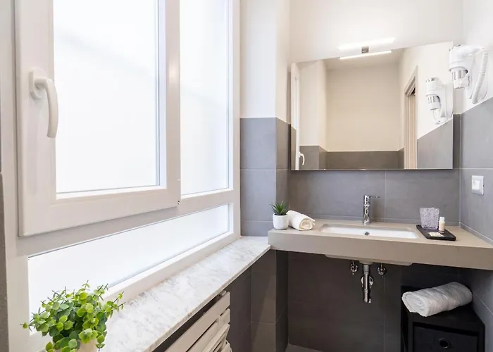 住宿加早餐酒店 La Marina64 3*